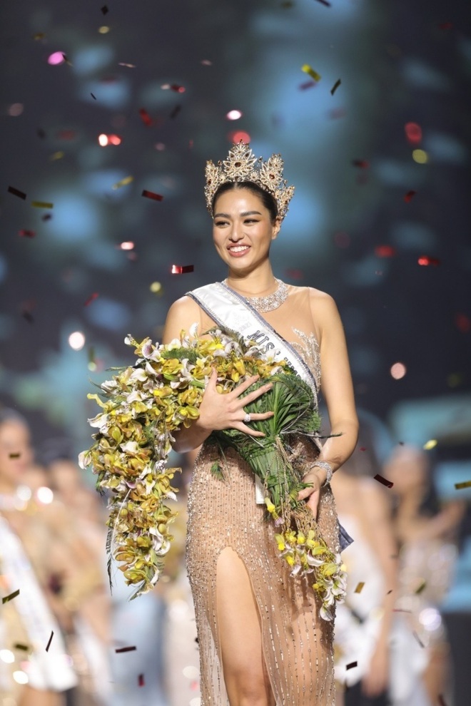 Người đẹp nặng 71 kg đăng quang Hoa hậu Hoàn vũ Thái Lan 2021 - 2