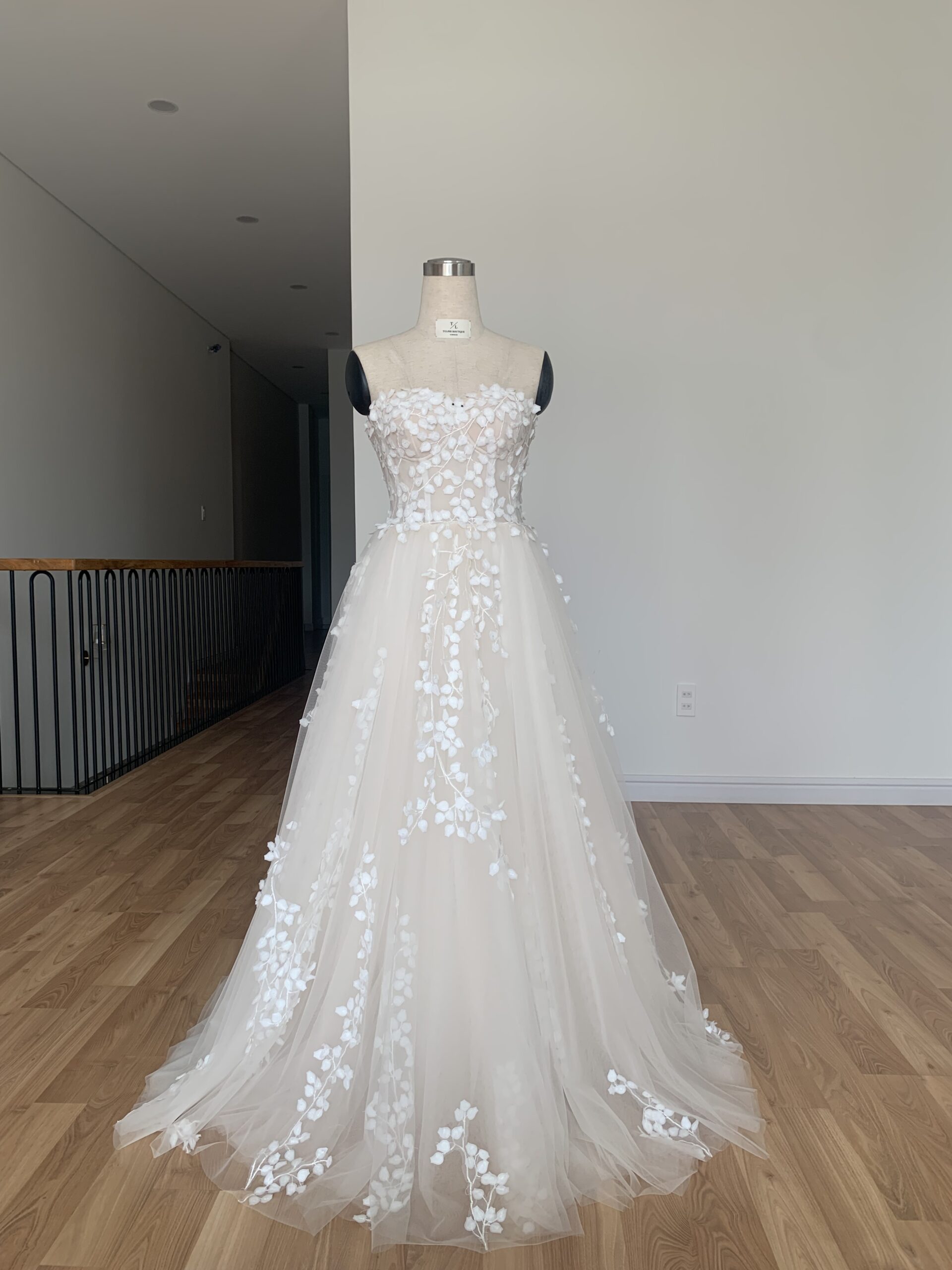  wedding dress online stores with reviews and ratings